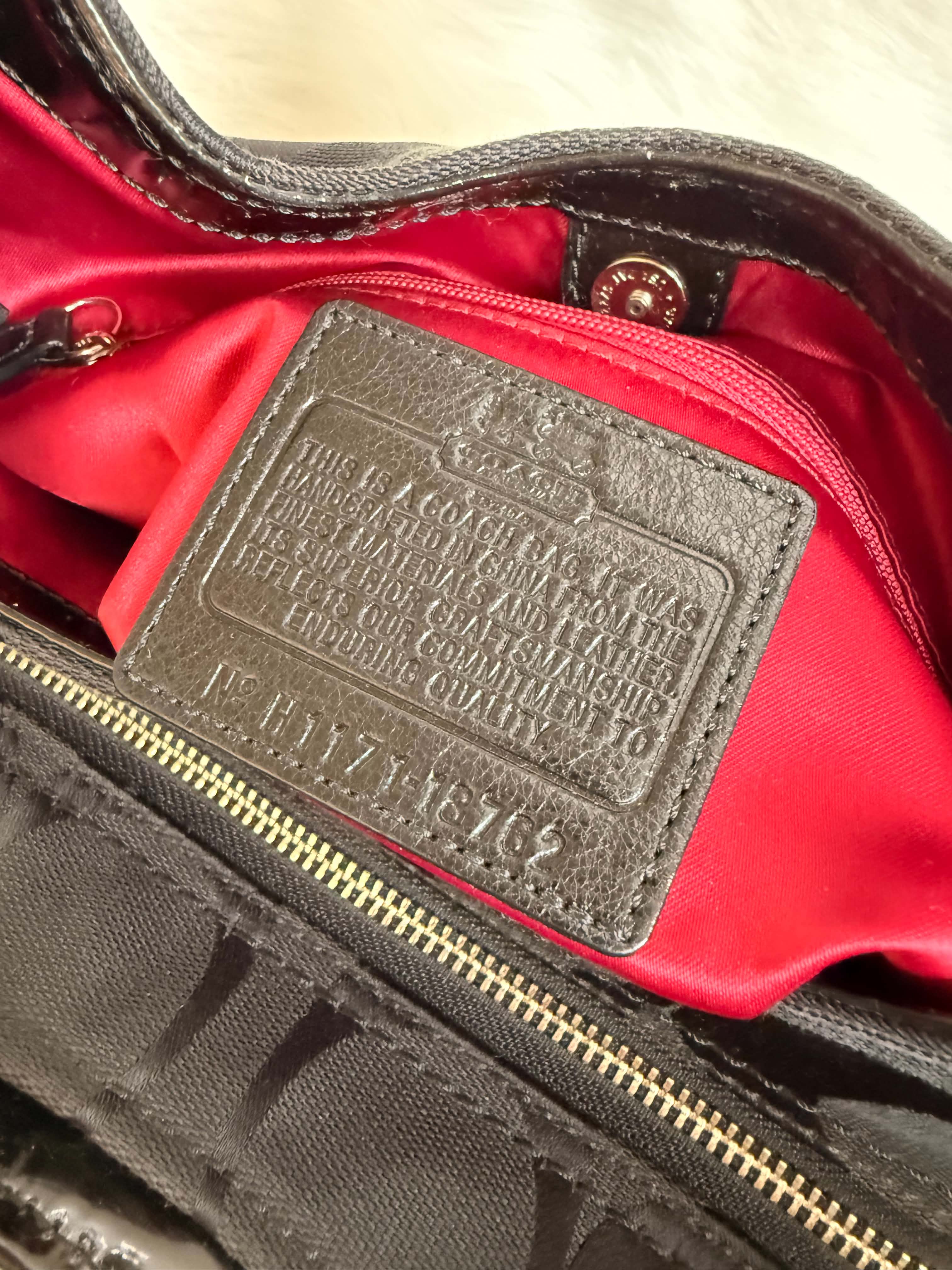 Vintage Coach Madison Black Hobo Opt Art Signature Canvas