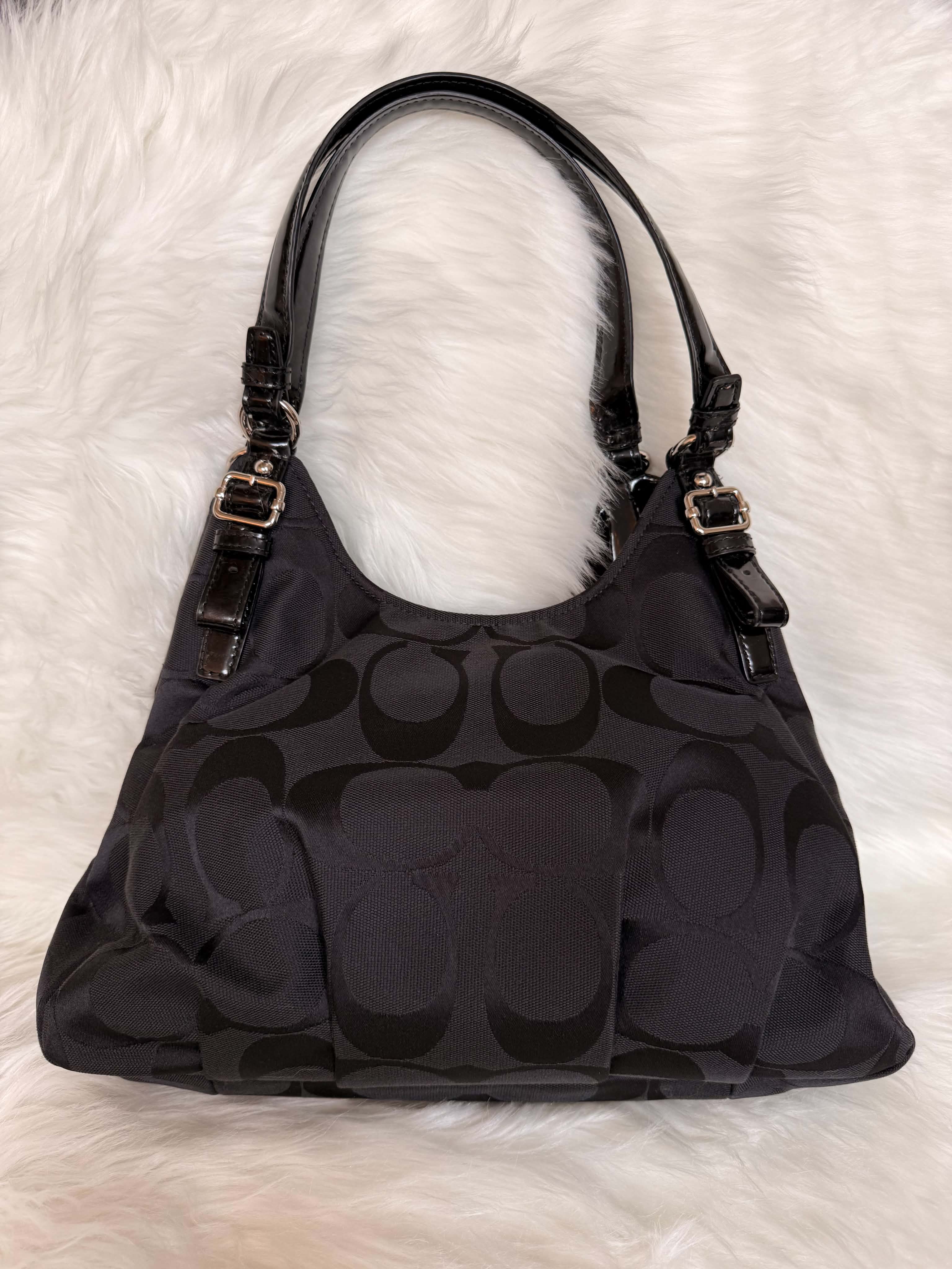 Vintage Coach Madison Black Hobo Opt Art Signature Canvas